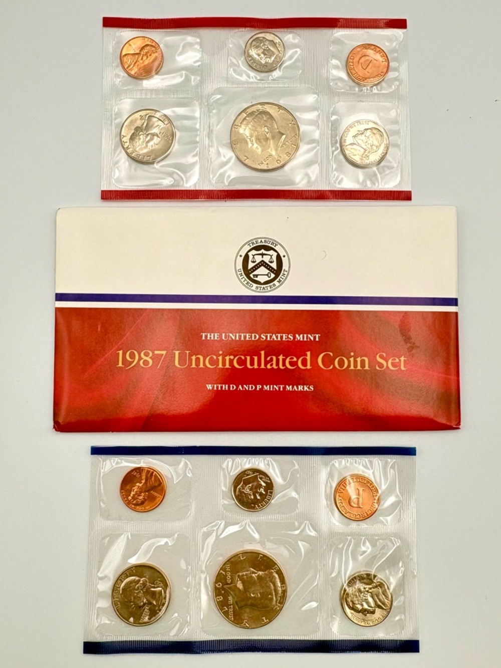 1987 Philadelphia and Denver United States Mint Uncirculated Coin Set 2-Pack